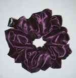 Load image into Gallery viewer, ROYAL QUEEN - VOLUME SCRUNCHIES
