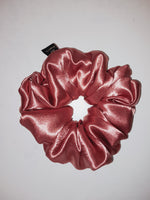 Load image into Gallery viewer, PASSION - VOLUME SCRUNCHIES
