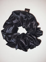 Load image into Gallery viewer, STRENGTH - VOLUME SCRUNCHIES
