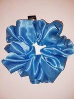 Load image into Gallery viewer, TRUTH - VOLUME SCRUNCHIES
