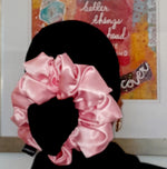 Load image into Gallery viewer, BEAUTY - VOLUME SCRUNCHIES
