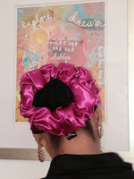 Load image into Gallery viewer, FOCUS - VOLUME SCRUNCHIES
